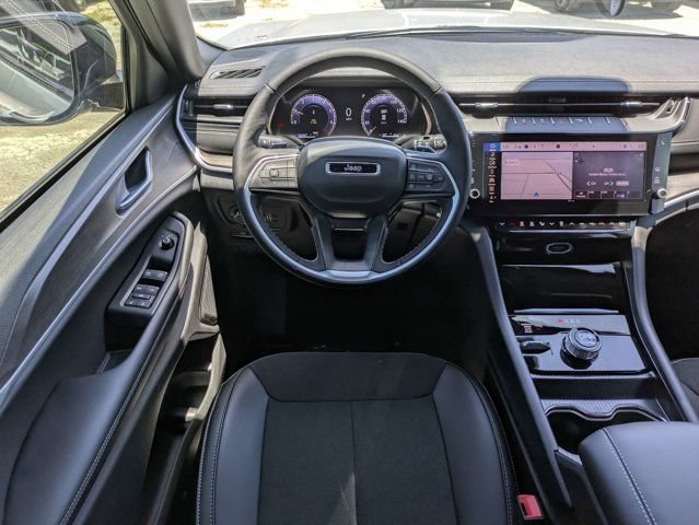 New 2026 Jeep Grand Cherokee L 4WD image 18