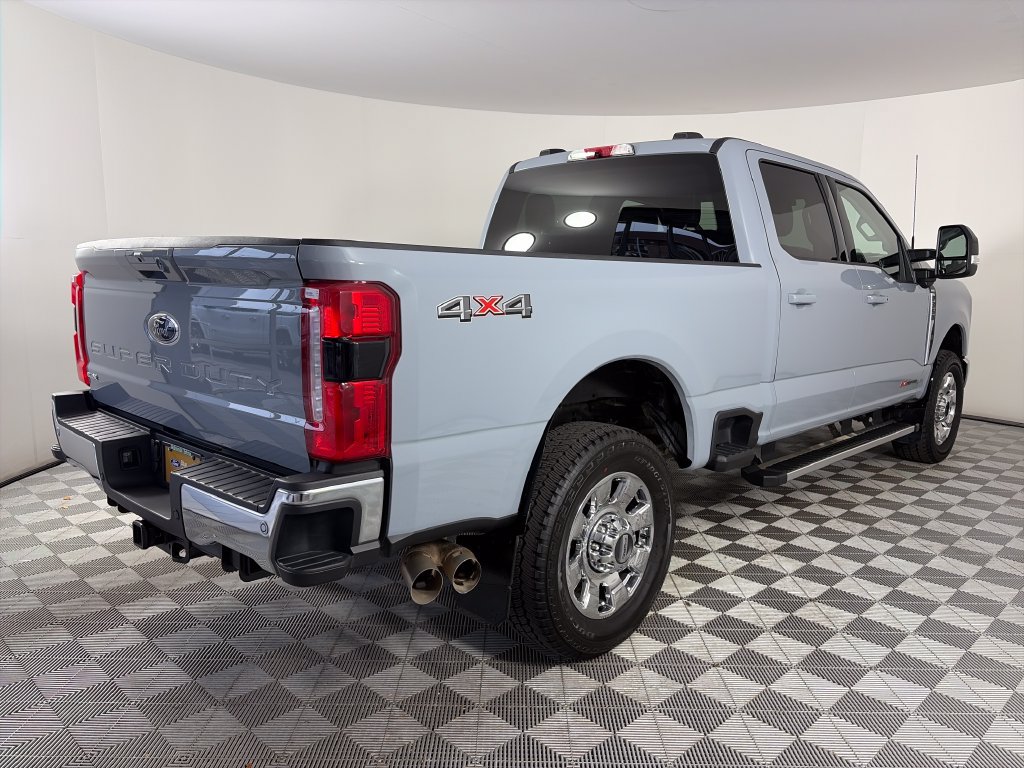 Certified 2025 Ford F350 Lariat AWD/4WD image 7