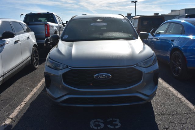 Used 2024 Ford Escape ST-Line FWD image 2