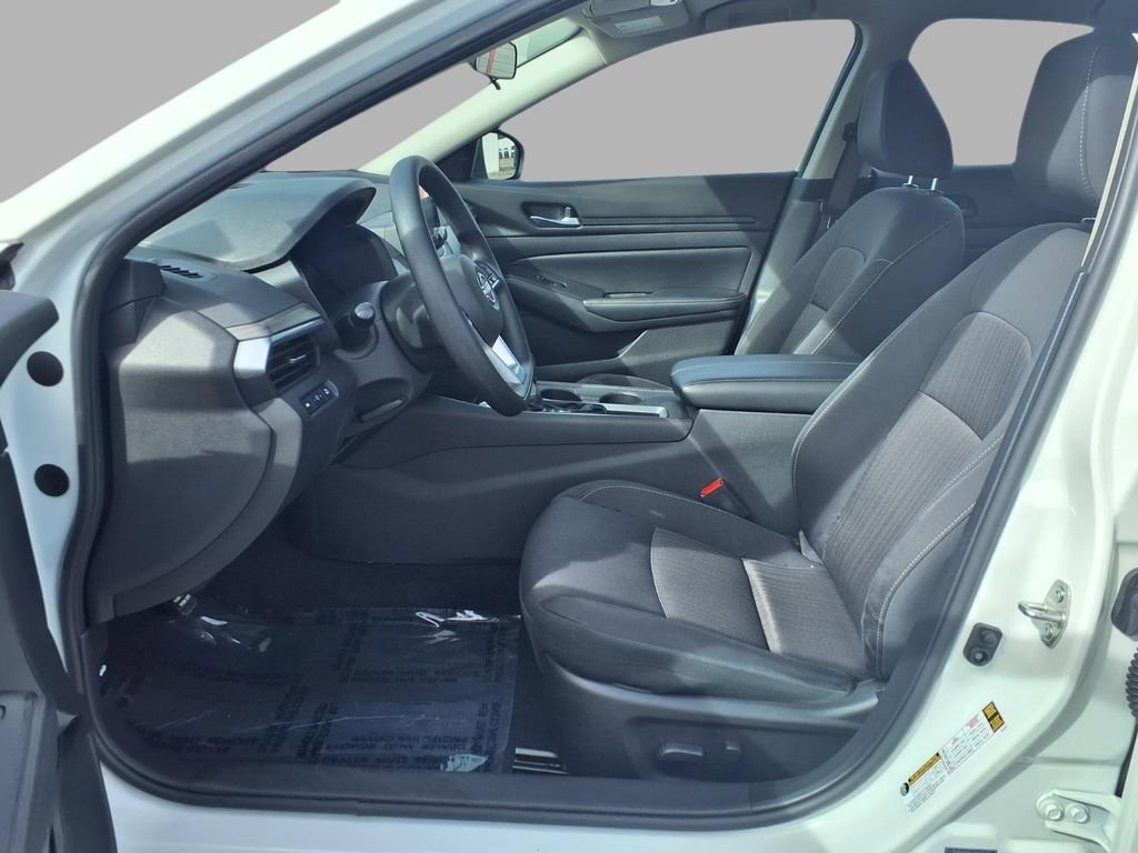 Certified 2025 Nissan Altima 2.5 SV image 18