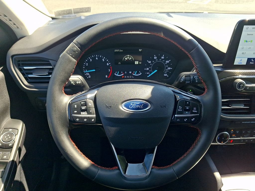 Used 2022 Ford Escape SEL w/ SEL Stealth AWD Package image 19