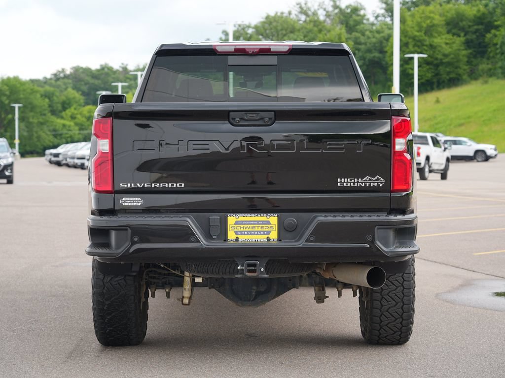 Certified 2024 Chevrolet Silverado 3500 High Country w/ High Country Premium Package AWD/4WD image 4