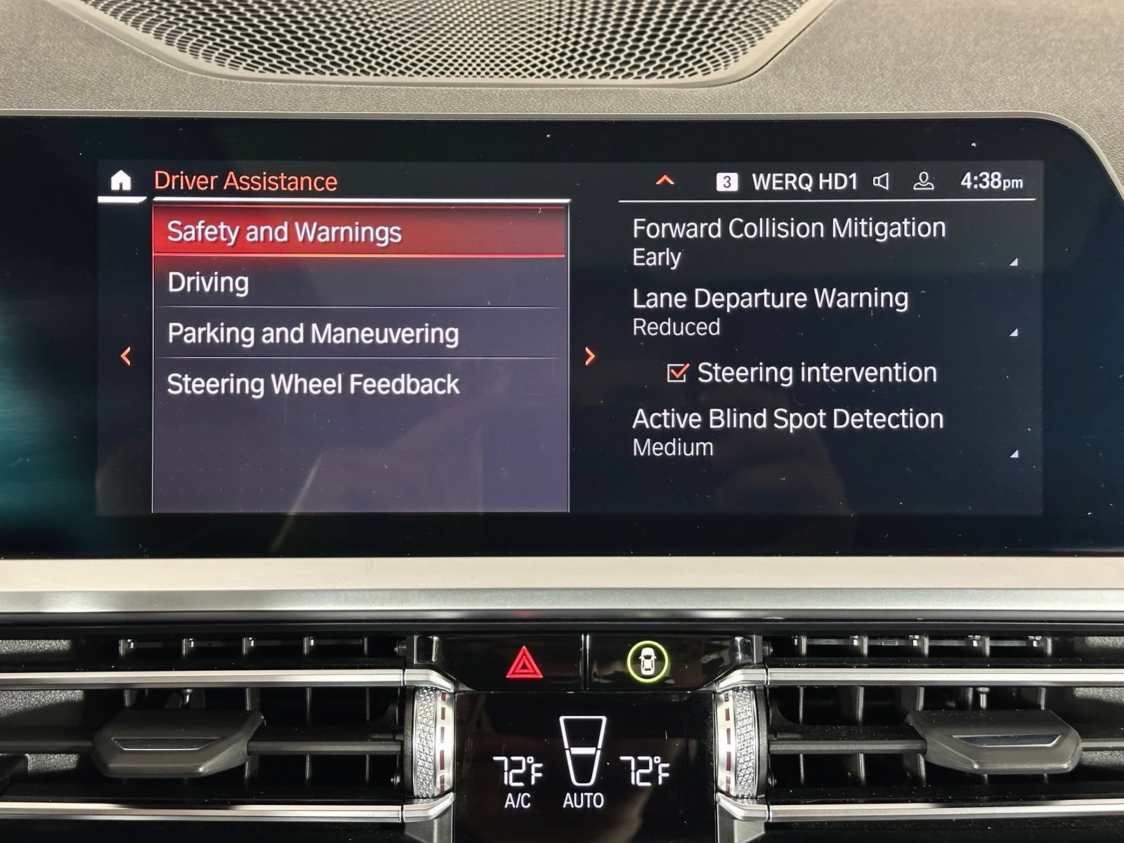 Used 2022 BMW 230i Coupe w/ Premium Package 2 RWD image 29