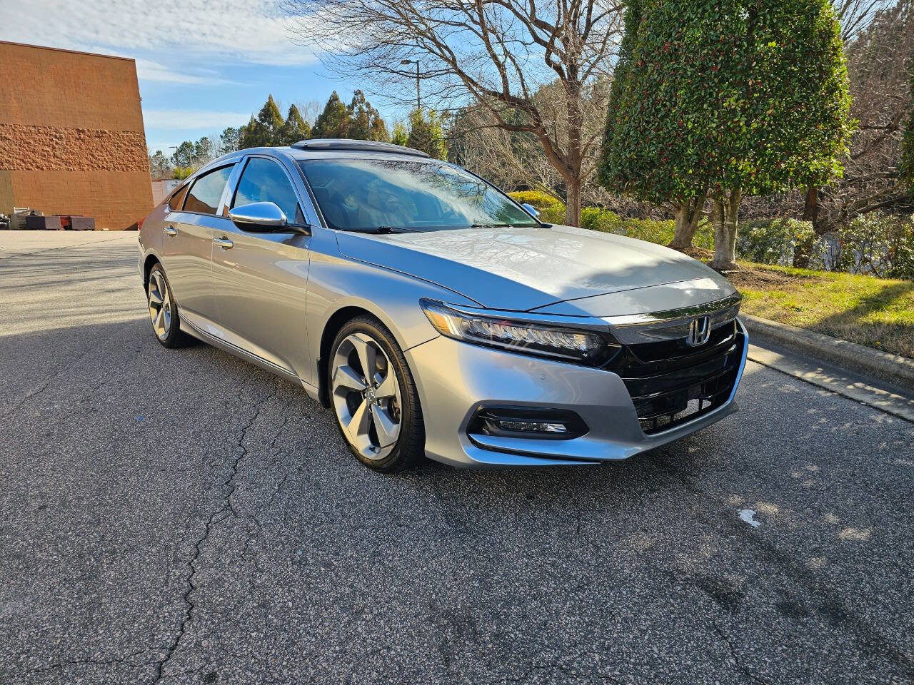 Used 2019 Honda Accord Touring image 7