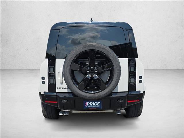 Used 2026 Land Rover Defender 110 X-Dynamic SE AWD/4WD image 6