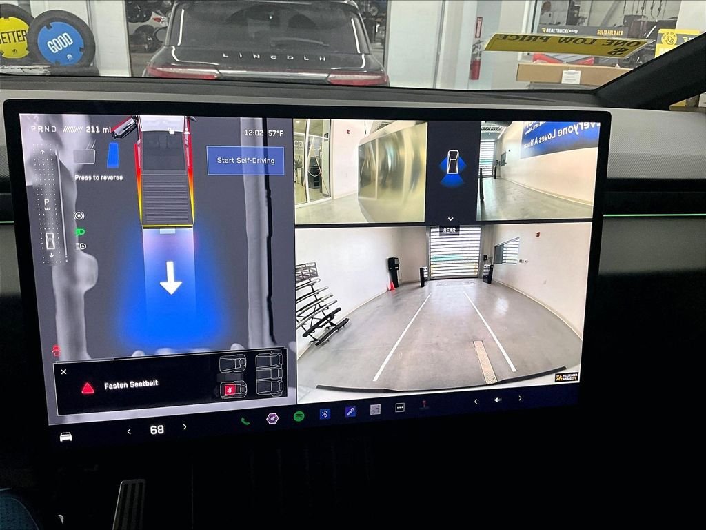 Used 2024 Tesla Cybertruck AWD Crew Cab image 19