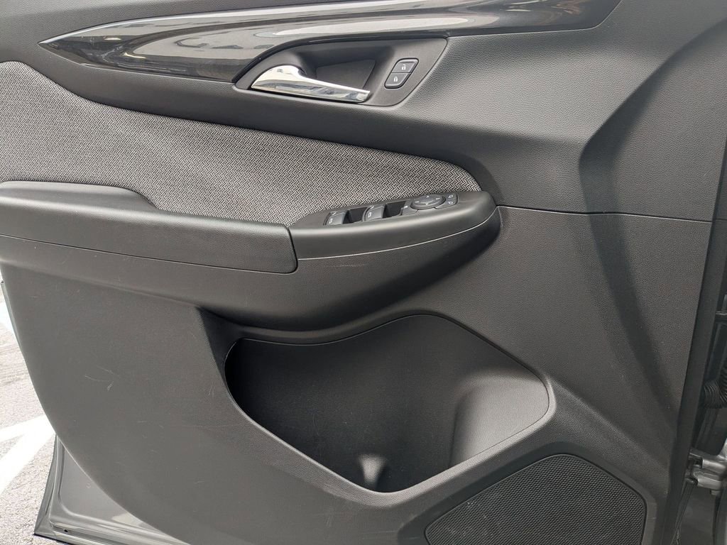 Used 2025 Chevrolet TrailBlazer LT image 13