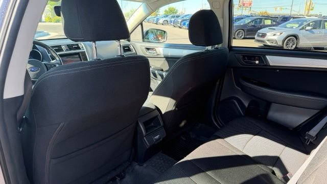 Used 2018 Subaru Outback 2.5i Premium AWD/4WD image 14