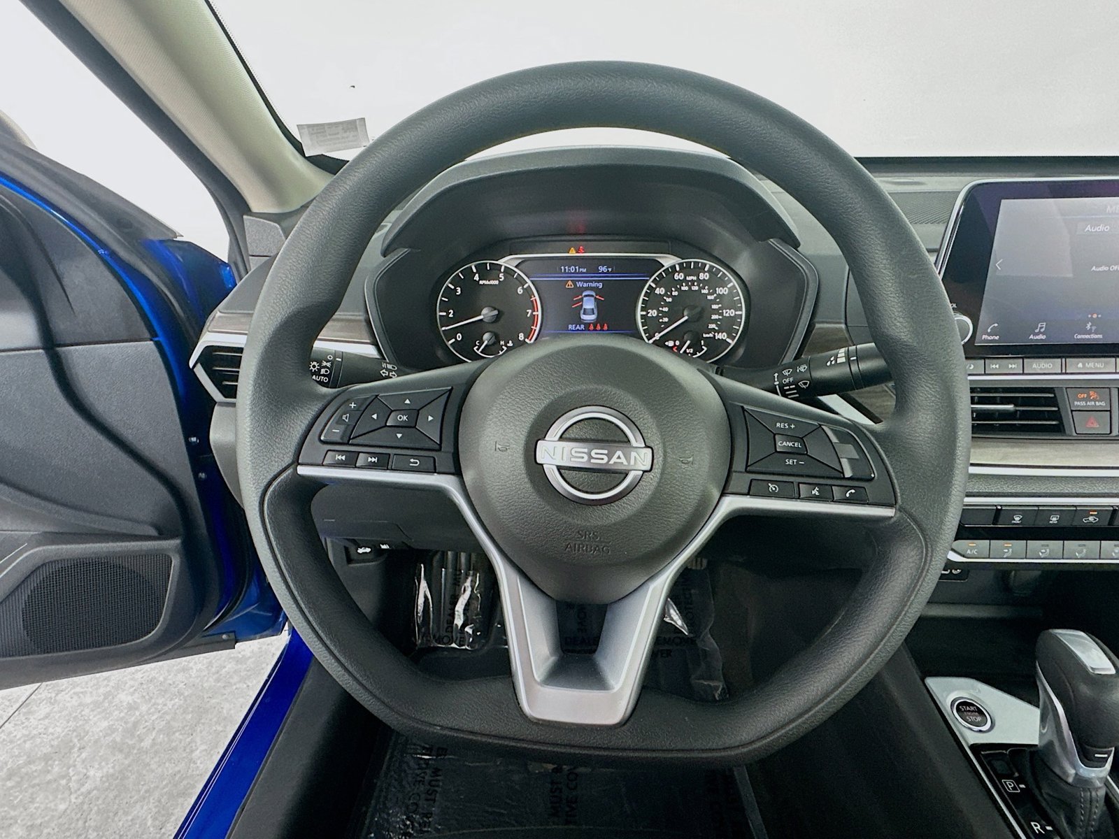 Used 2025 Nissan Altima 2.5 SV AWD/4WD image 13