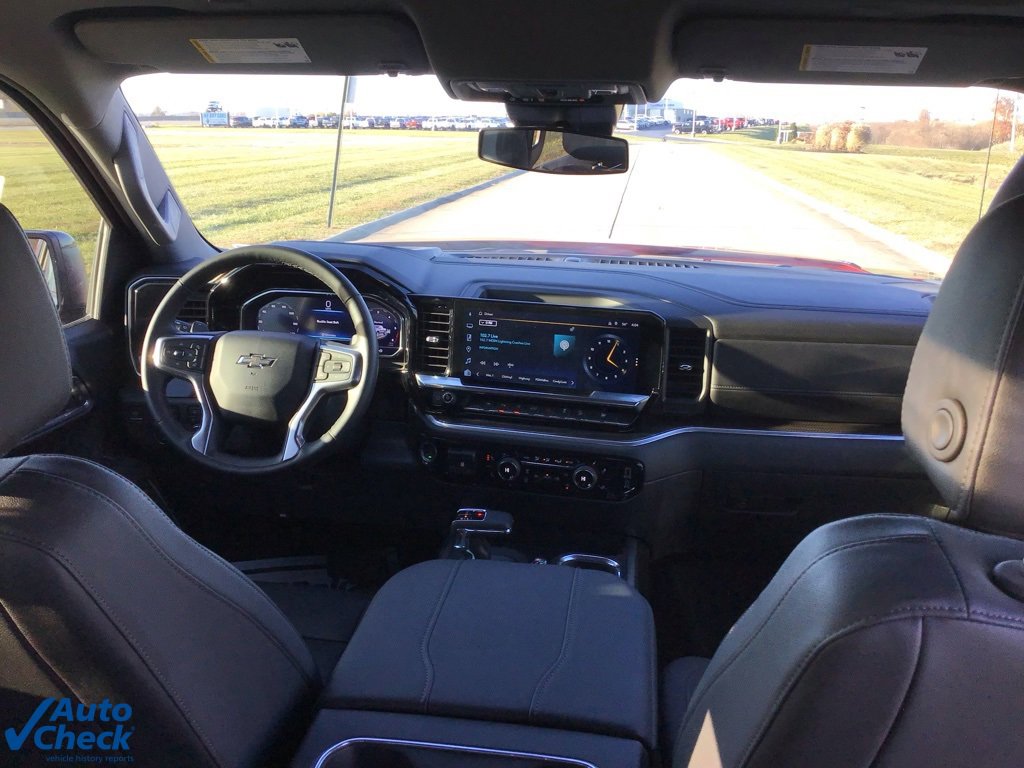 Used 2025 Chevrolet Silverado 1500 RST w/ Convenience Package II image 21