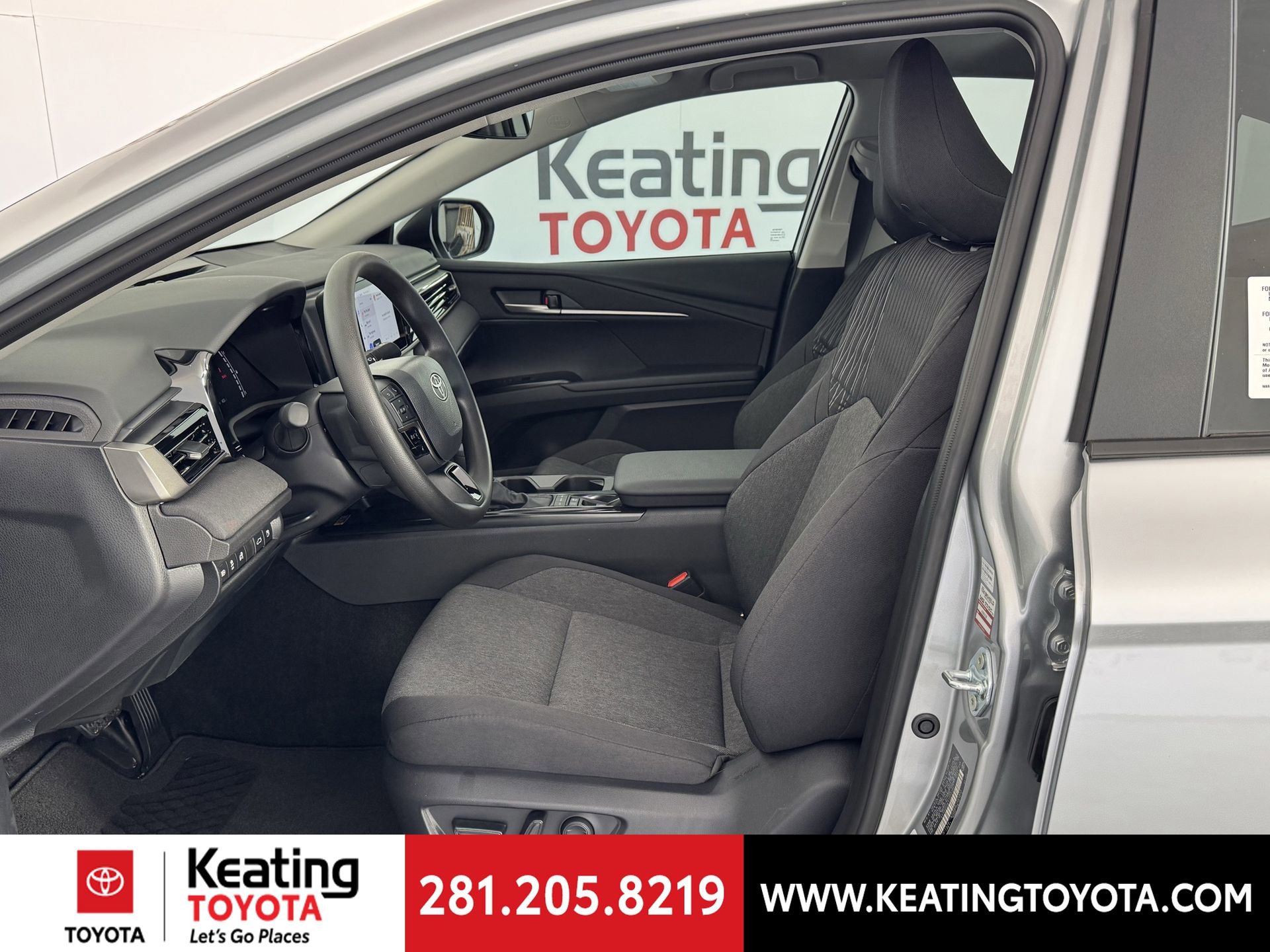 Used 2026 Toyota Camry LE w/ Convenience Package image 14