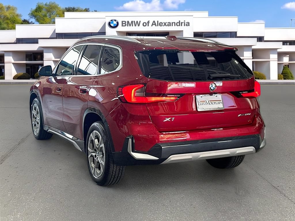 Used 2026 BMW X1 xDrive28i w/ Technology Package AWD/4WD image 5