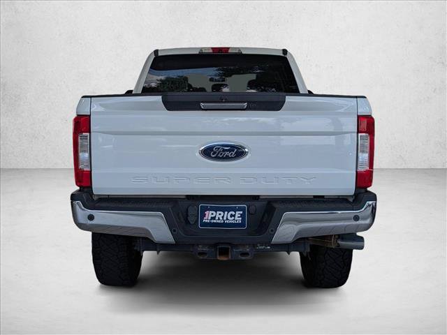 Used 2018 Ford F350 XLT w/ XLT Premium Package AWD/4WD image 6
