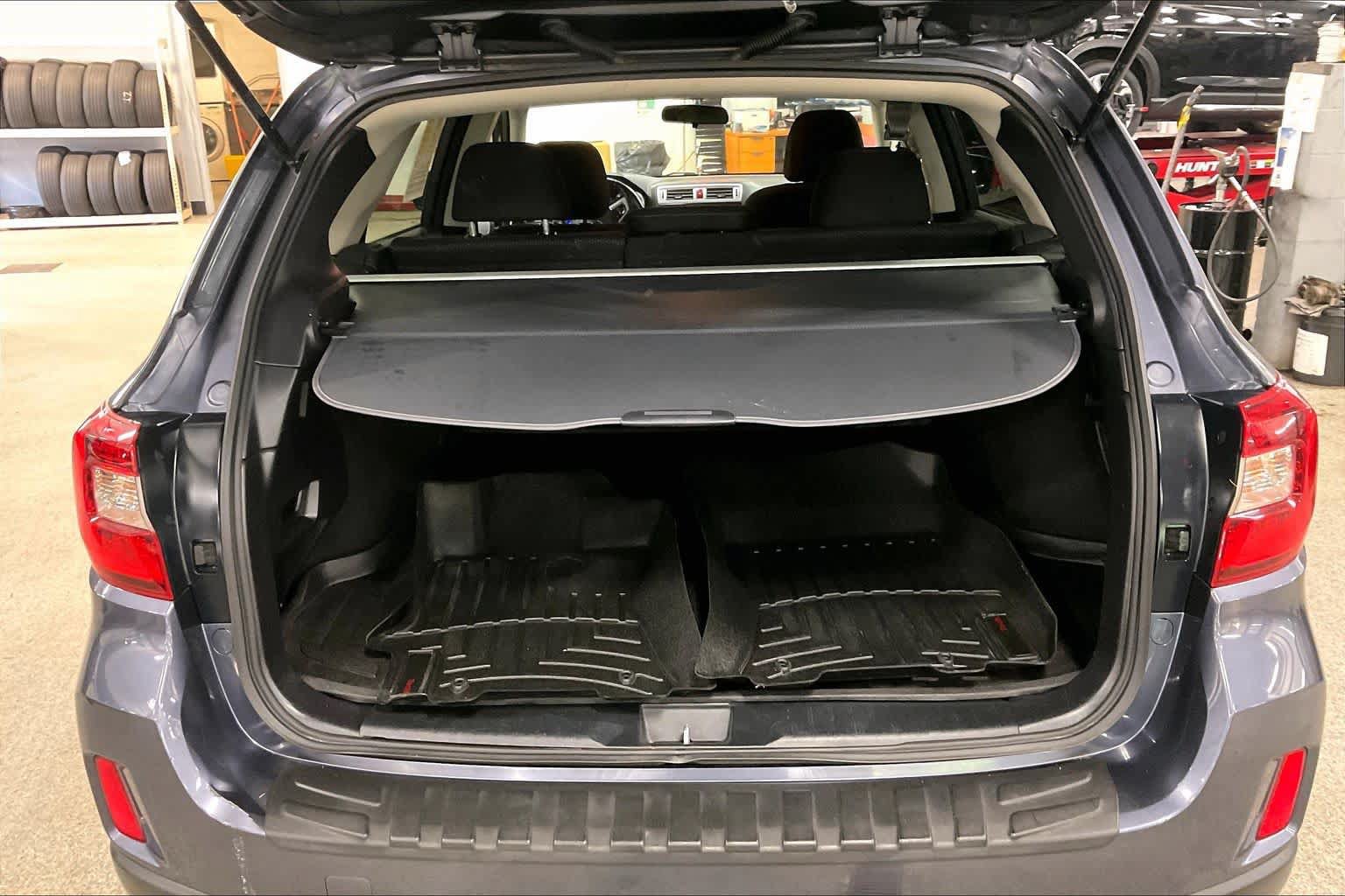Used 2016 Subaru Outback 2.5i Premium AWD/4WD image 33