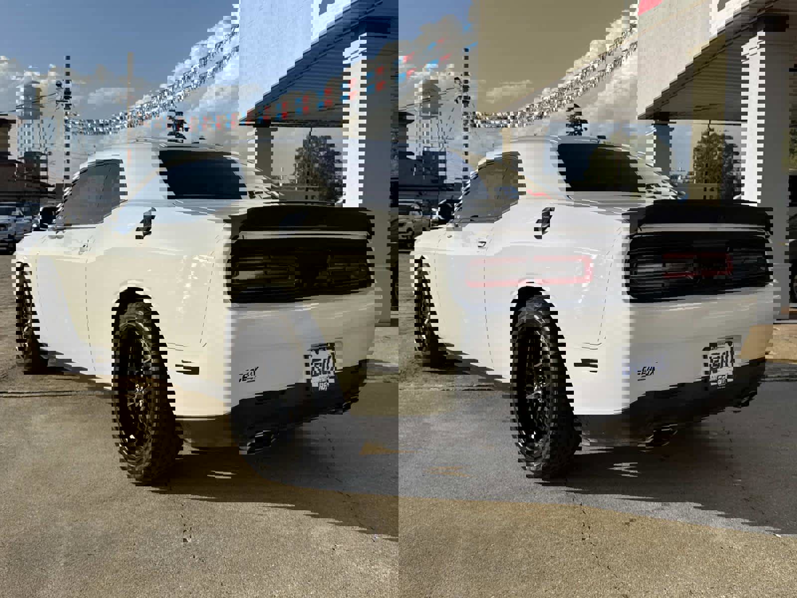 Used 2021 Dodge Challenger R/T w/ Blacktop Package image 8