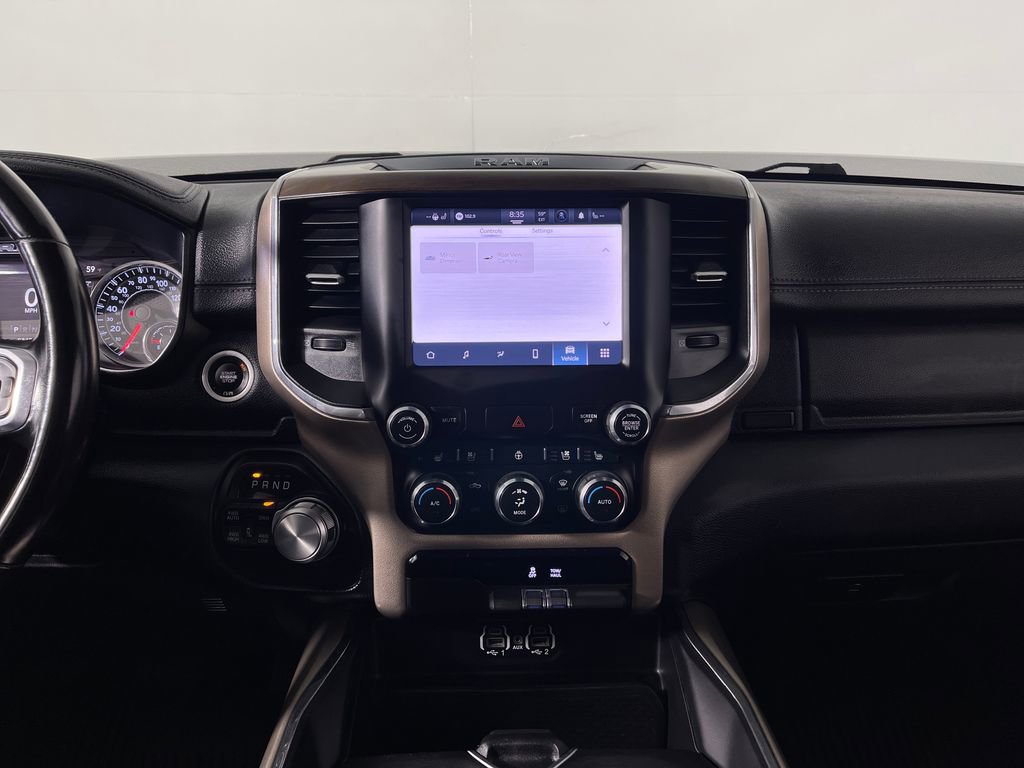 Used 2022 RAM 1500 Laramie AWD/4WD image 15