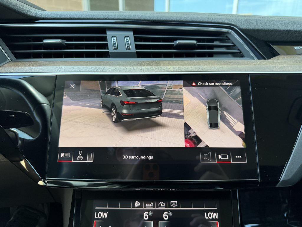 Used 2020 Audi e-tron Premium Plus AWD/4WD image 23