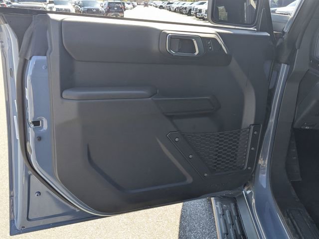 Used 2025 Ford Bronco Outer Banks image 9