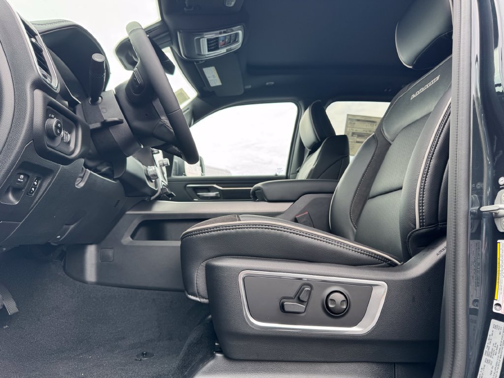 New 2027 RAM 1500 Laramie AWD/4WD image 15