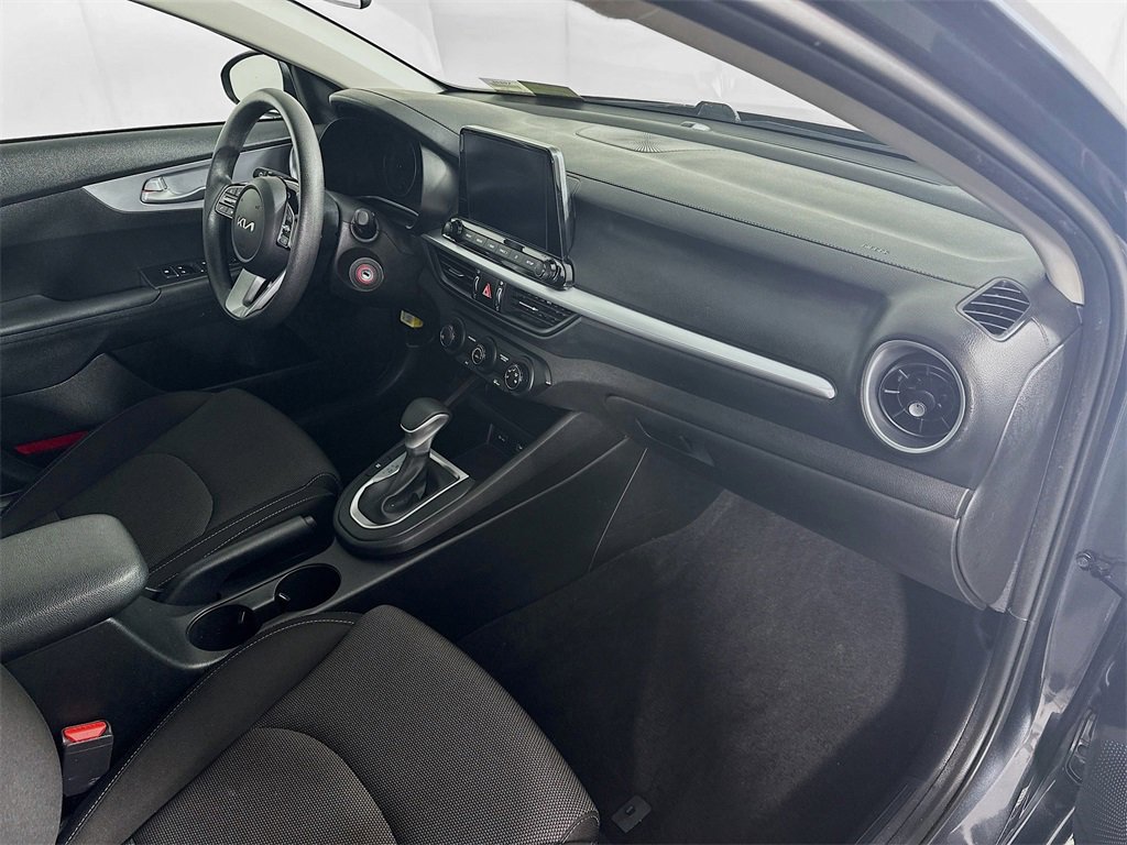Used 2023 Kia Forte LXS image 30