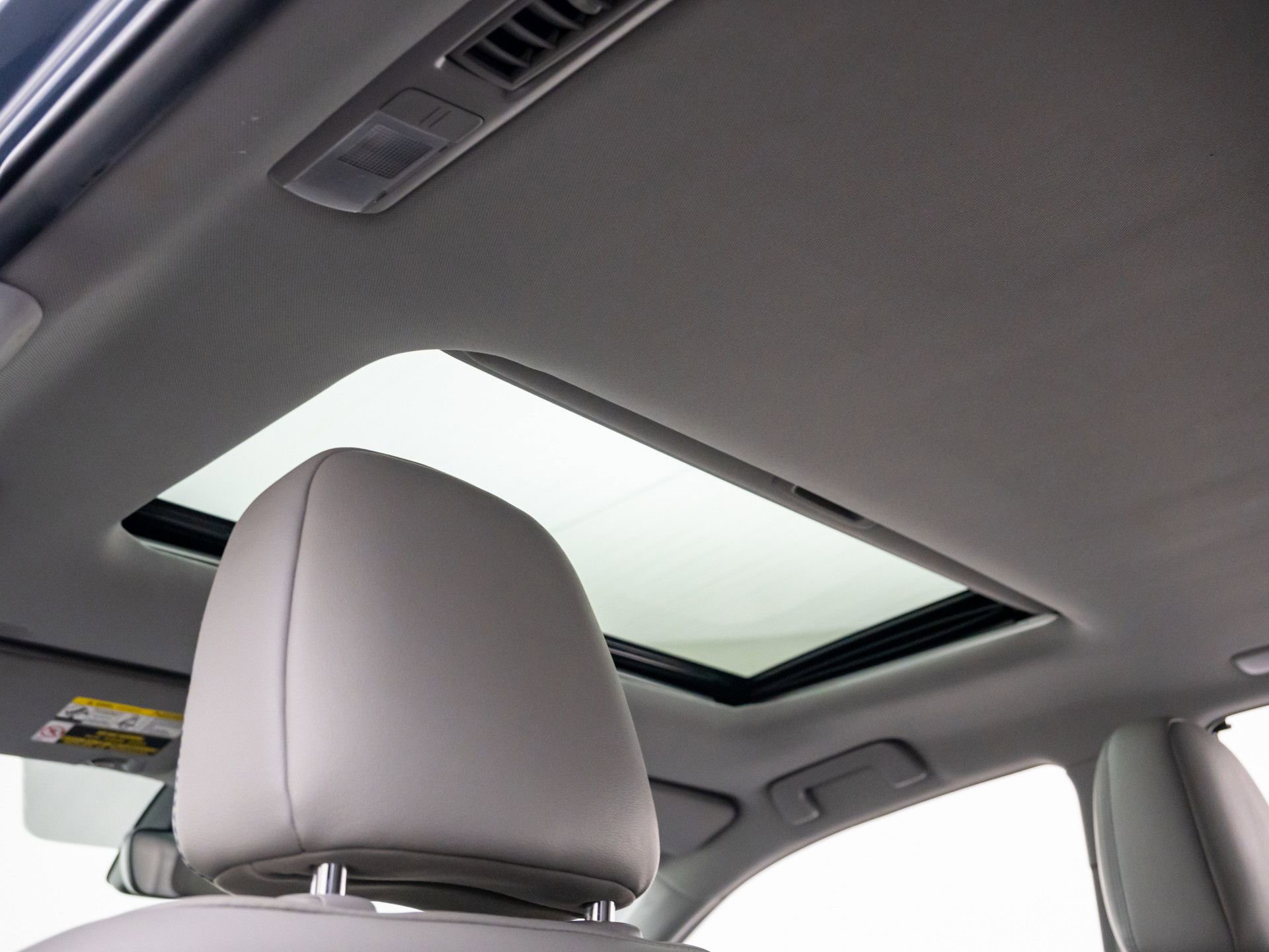 Used 2019 Toyota Highlander XLE image 16
