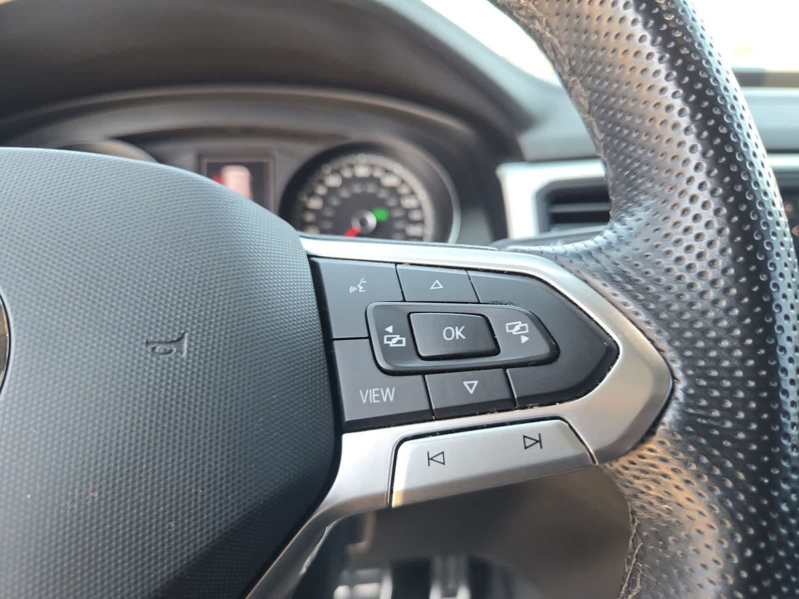 Used 2021 Volkswagen Atlas Cross Sport SE w/ Panoramic Sunroof Package FWD image 22