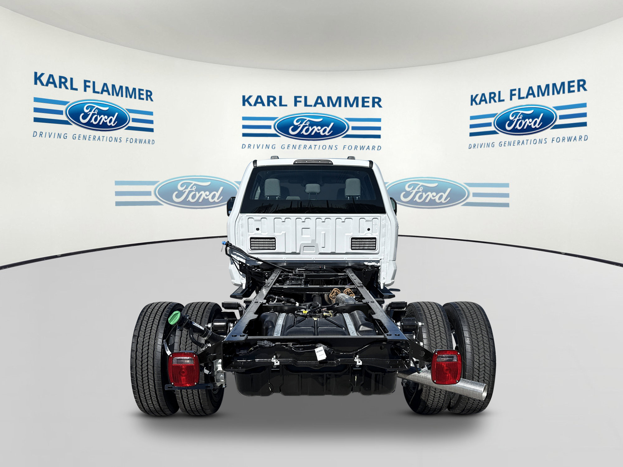 New 2026 Ford F550 4x4 Crew Cab Super Duty image 4
