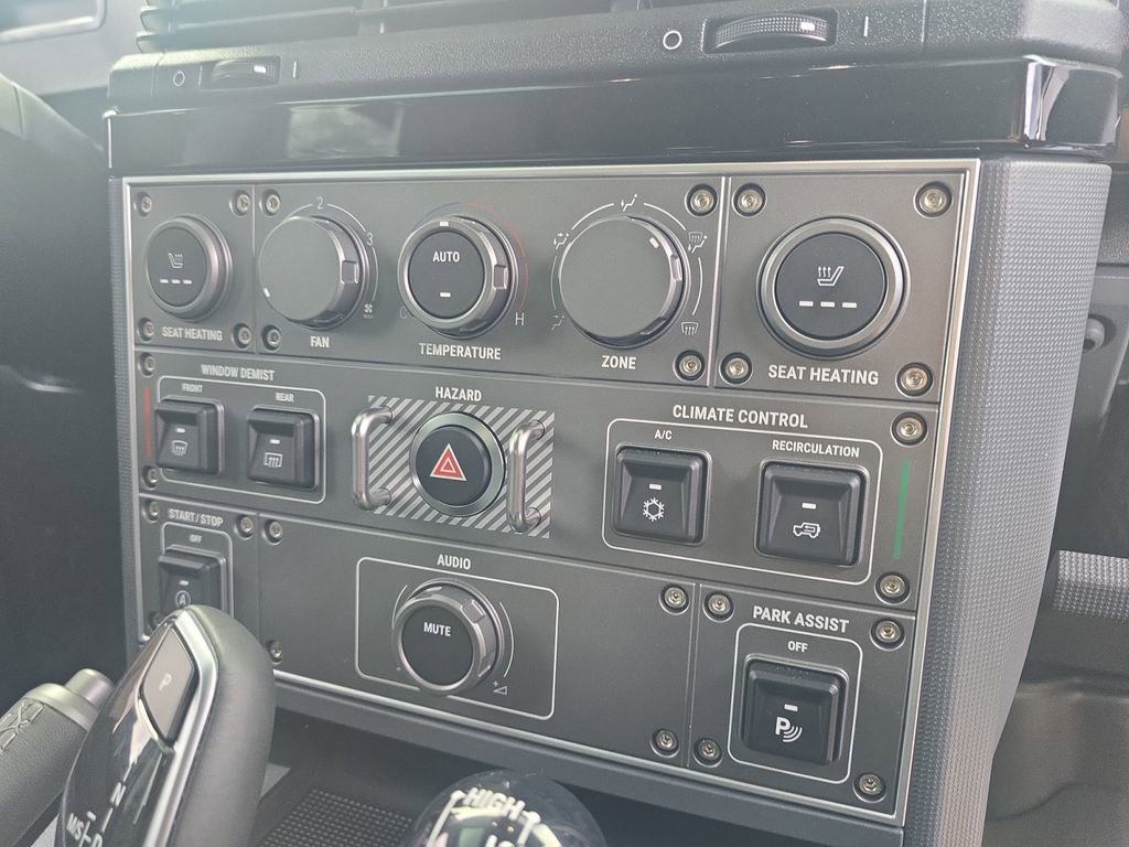 Used 2024 INEOS Grenadier Fieldmaster Edition image 18