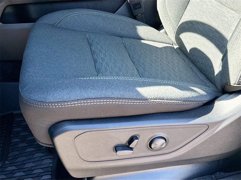 New 2026 RAM 1500 4x4 Crew Cab image 20