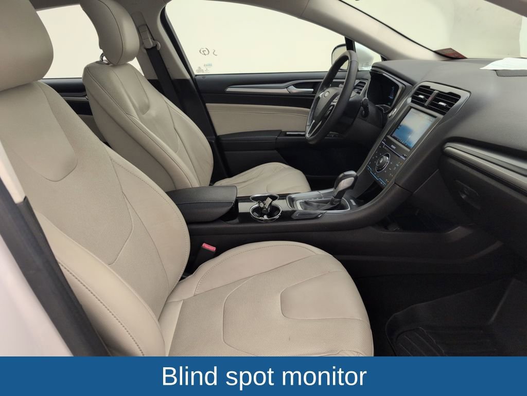 Used 2015 Ford Fusion Titanium image 17