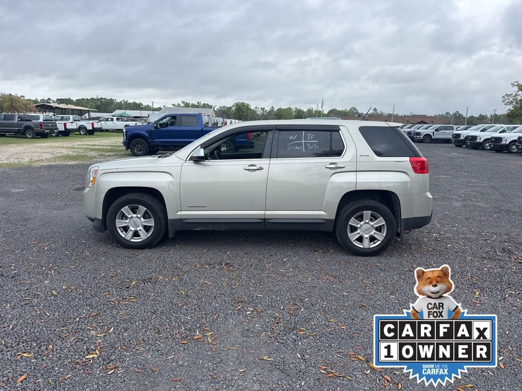 Used 2013 GMC Terrain SLE w/ LPO, Chrome Package image 2