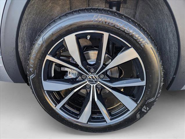 New 2026 Volkswagen Atlas SEL Premium R-Line image 8