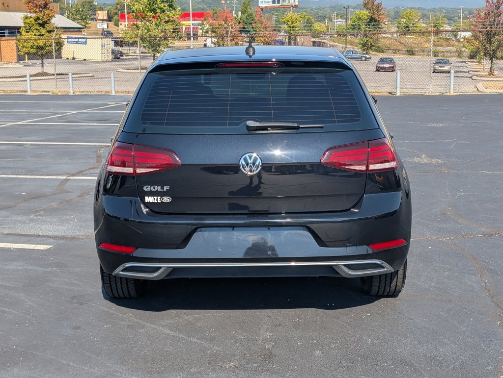 Used 2020 Volkswagen Golf 4-Door FWD image 8