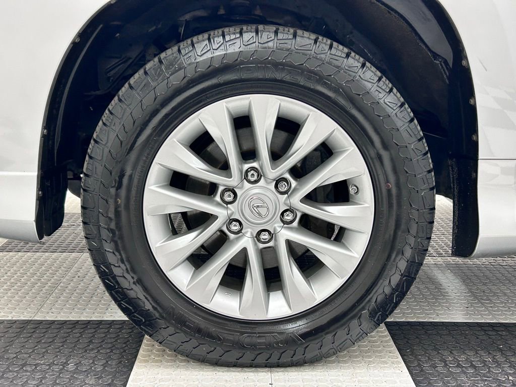 Used 2016 Lexus GX 460 w/ Premium Package image 8