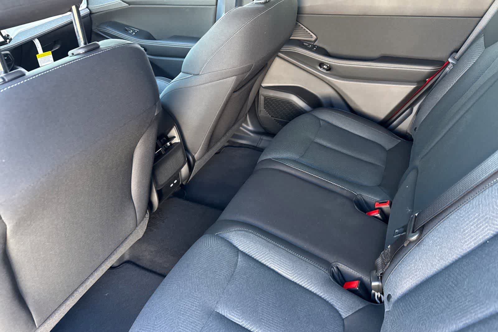 New 2026 Jeep Cherokee Laredo image 4