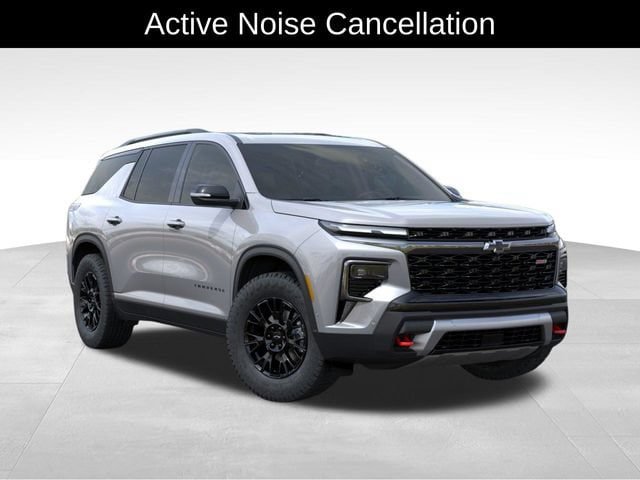 New 2027 Chevrolet Traverse Z71 w/ Enhanced Driving Package AWD/4WD image 8