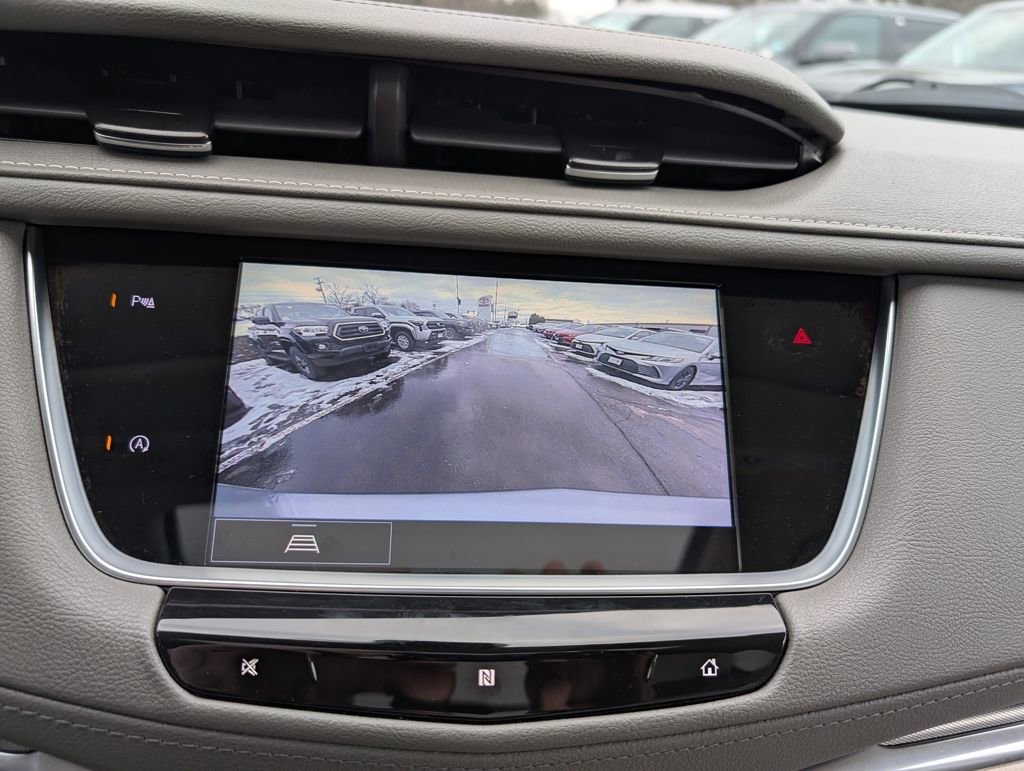 Used 2021 Cadillac XT5 Premium Luxury image 24