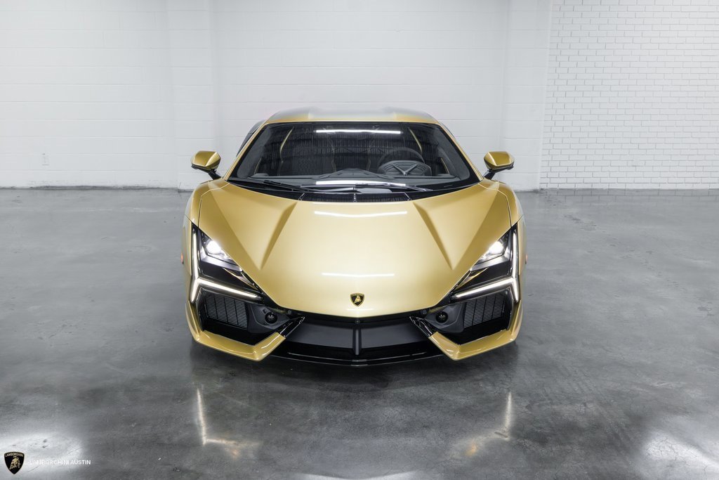 Used 2025 Lamborghini Revuelto image 3