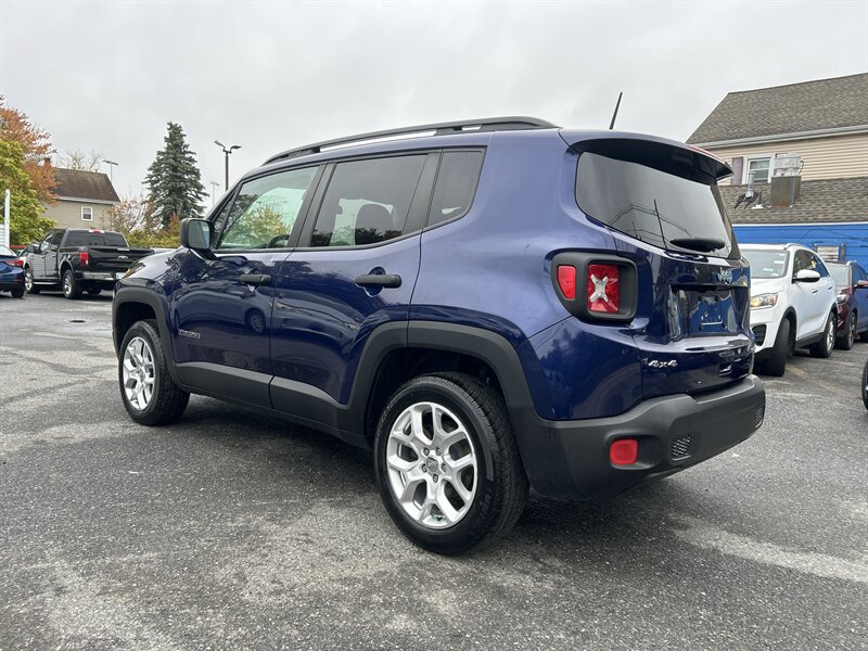 Used 2018 Jeep Renegade Sport w/ Power & Air Group AWD/4WD image 6