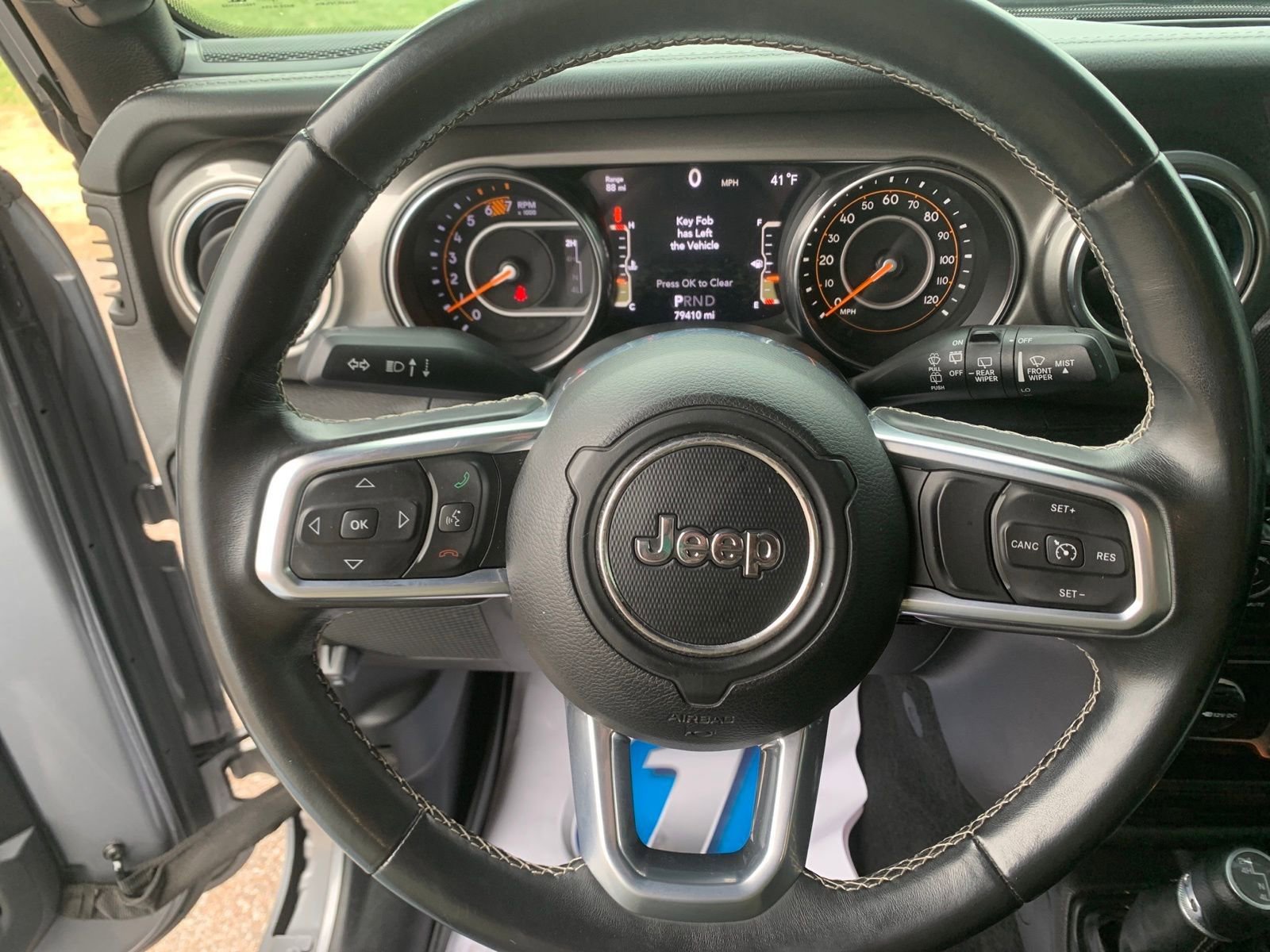 Used 2019 Jeep Wrangler Unlimited Sahara w/ Safety Group image 17