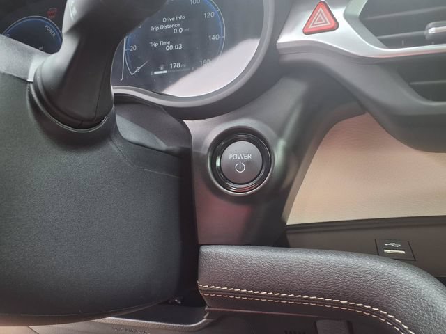 Used 2026 Toyota Sienna Limited FWD image 16