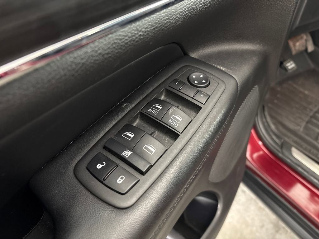 Used 2022 Jeep Grand Cherokee Limited w/ Tech Group image 15