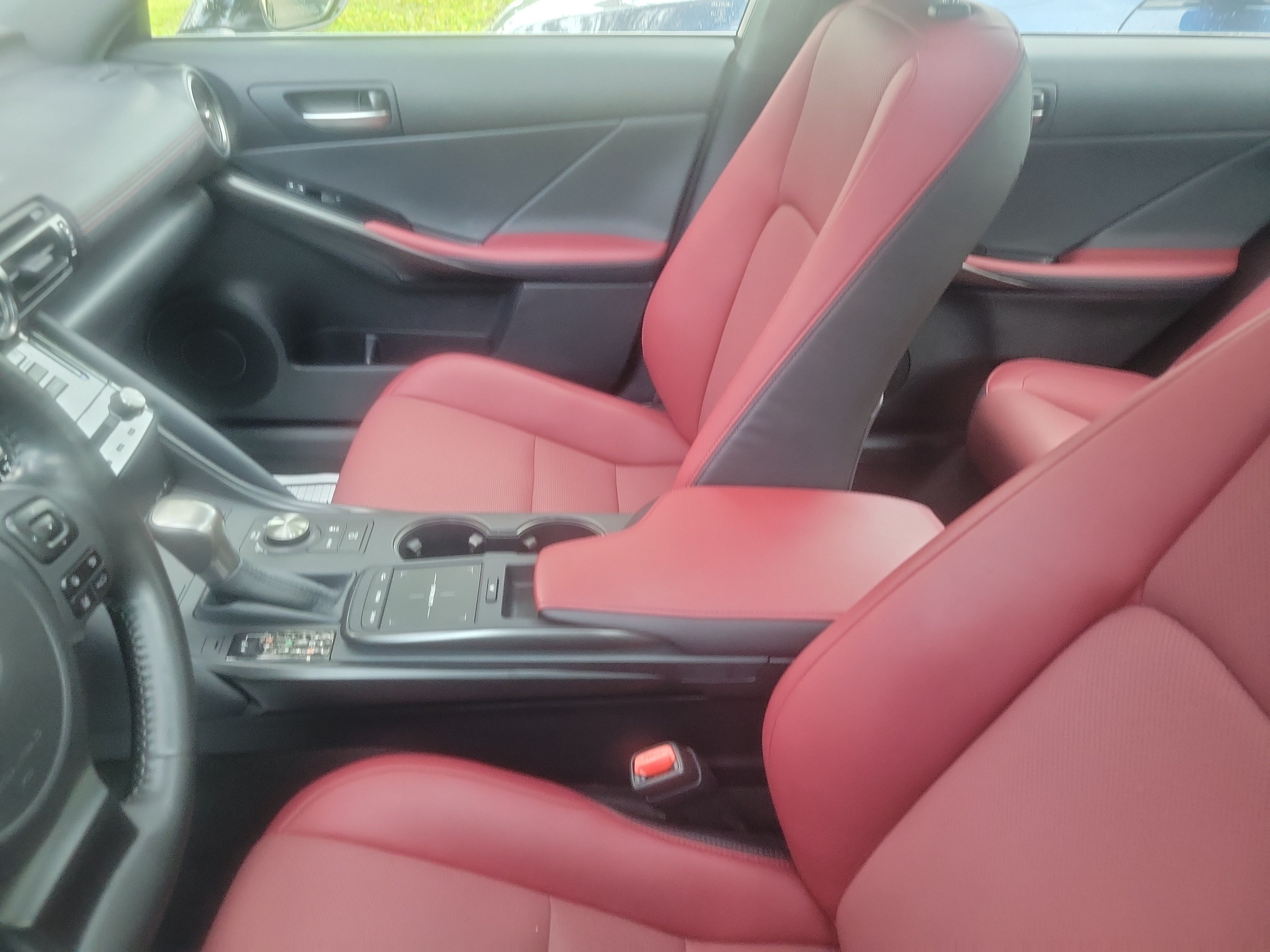Used 2025 Lexus IS 300 w/ Comfort Package RWD image 13