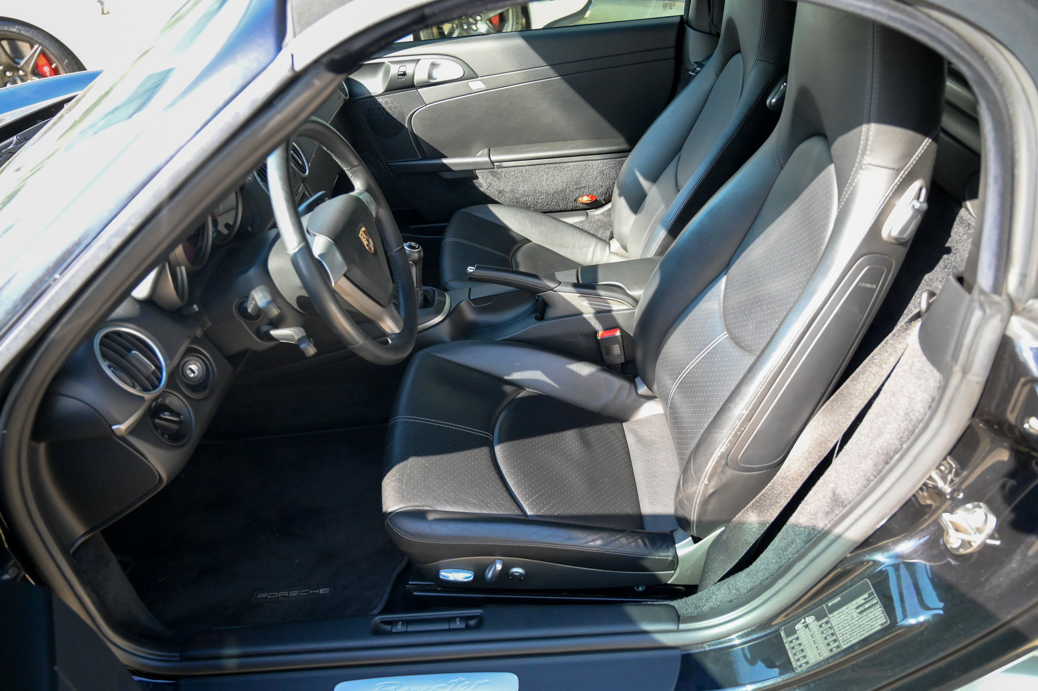 Used 2005 Porsche Boxster image 17