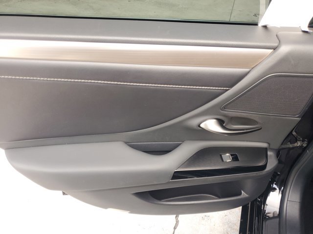 Certified 2022 Lexus ES 350 F Sport image 15