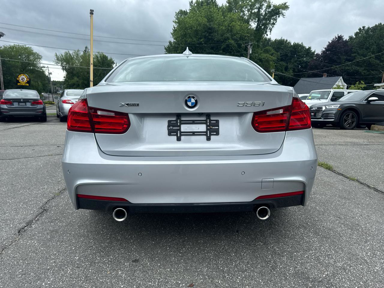 Used 2014 BMW 335i xDrive Sedan AWD/4WD image 12