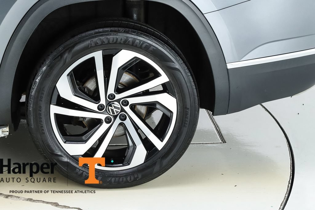 Used 2018 Volkswagen Atlas SEL AWD/4WD image 46