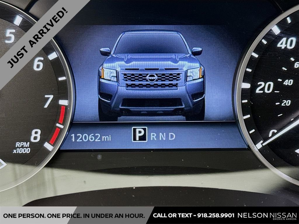 Certified 2025 Nissan Frontier SV w/ SV Convenience Package image 12