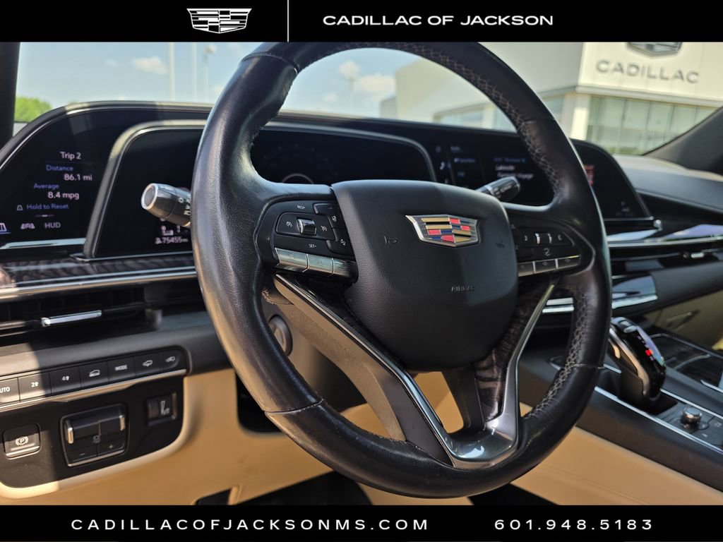 Used 2021 Cadillac Escalade Premium Luxury w/ Driver Assist Tech Package AWD/4WD image 8