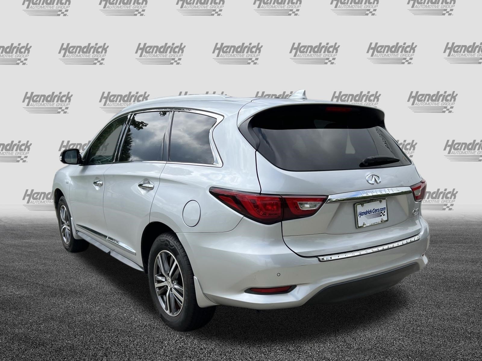 Used 2017 INFINITI QX60 Luxe w/ Premium Plus Package AWD/4WD image 9